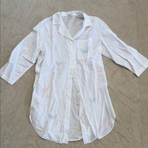 Vintage White Embroidered Button Down nightgown Shirt XS